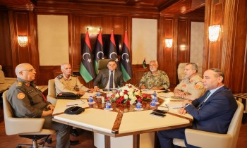 ليبيا.. الدبيبة يبحث مع أعضاء لجنة 5+5 توحيد الجيش وإجراء الانتخابات