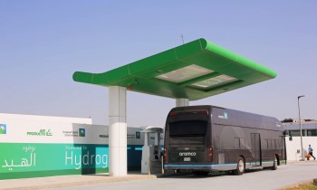 السعودية تستعد لتسيير حافلات بالهيدروجين الأخضر في 2024