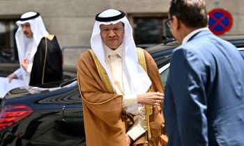 ارتفاع أسعار النفط بعد قرار أوبك+.. ووزير الطاقة السعودي: الخفض تحوطي